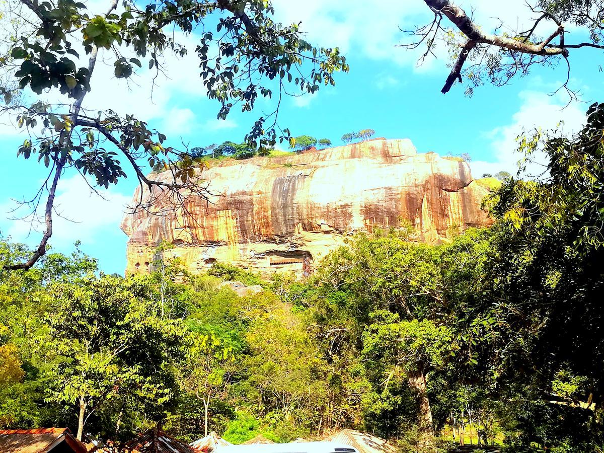 Sisira Homestay - Sigiriya Exterior photo